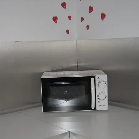 Apartamento Atico Coqueto Con Terraza